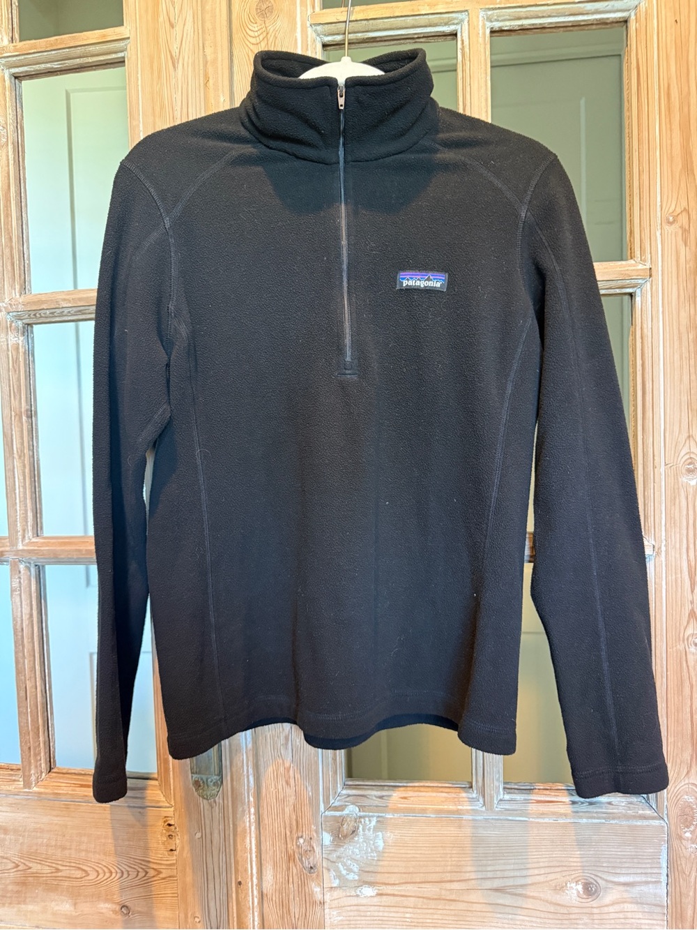 Patagonia Women's Black 1/4 Fleece